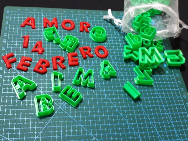 Abecedario y Números de 2cm - Imagen 2